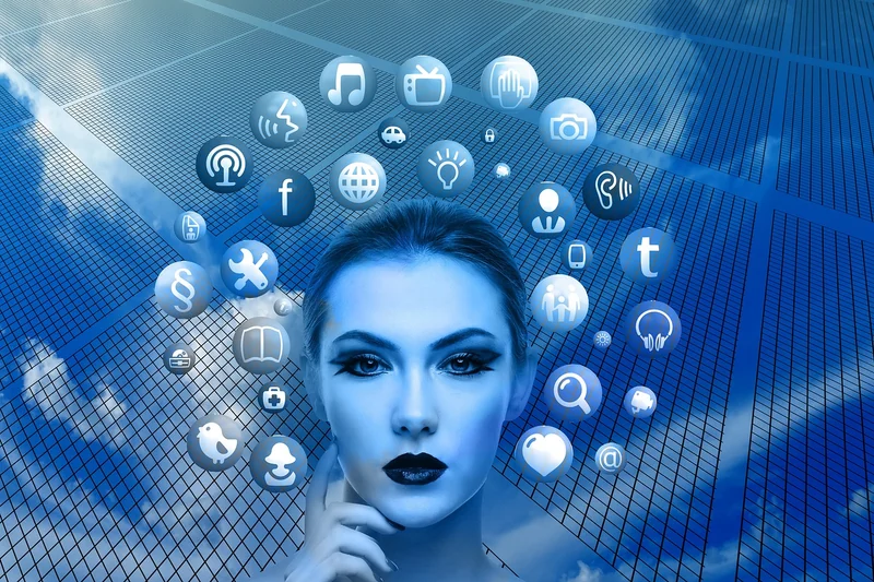 Réseaux sociaux : choisir une plateforme, pas trois